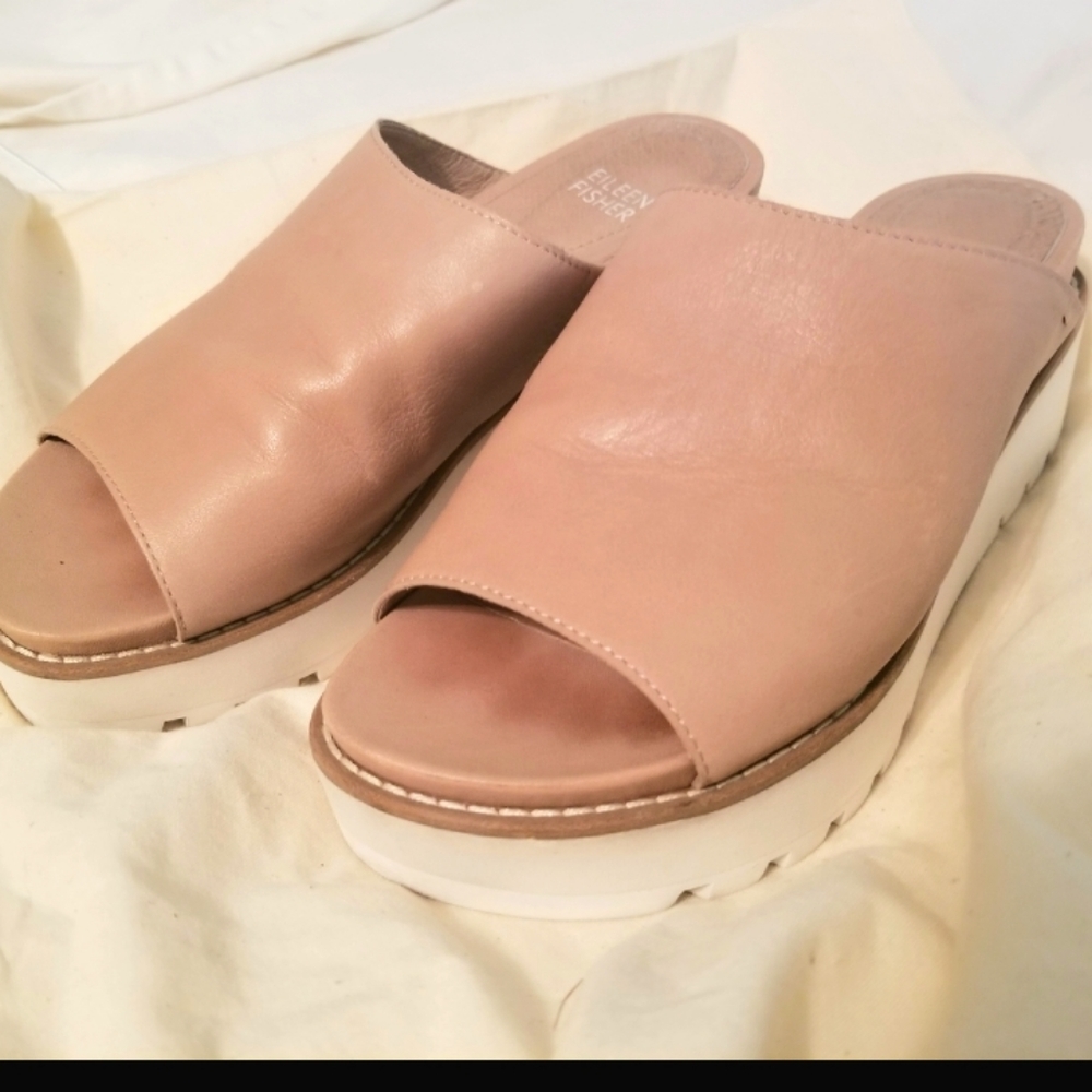 Eileen Fisher Camel Tan Nude Platform Slides Slips Sandals Vegan leather